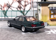 Load image into Gallery viewer, DCM 1:64 Green E32 7 Series 735i Classic Sedan Model Diecast Metal Car New
