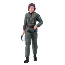 Load image into Gallery viewer, 1:24 Painted Figure Model Miniature Resin Diorama  Sand Woman Pilot Captain
