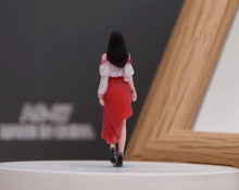 Load image into Gallery viewer, 1:64 Painted Figure Model Miniature Resin Diorama Toy Sand Girl Pretty Beauty
