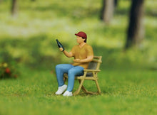 Load image into Gallery viewer, 1:64 Painted Figure Model Miniature Resin Diorama Camping Outdoor Picnic BBQ Toy Collection
