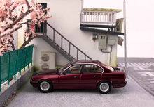 Load image into Gallery viewer, DCM Red 1:64 E34 5 Series 520i Classic Sedan Model Diecast Metal Car New
