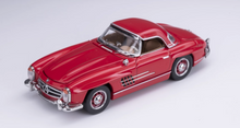 Load image into Gallery viewer, GFCC 1:64 1960 300SL Roadster Classic Sports Model Diecast Metal Car
