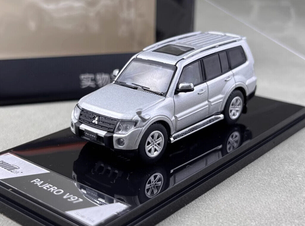 Shadow 1:64 Silver Pajero V97 ORV SUV Off Sports Model Diecast Metal Car New Collecction