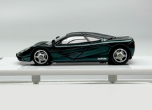 Load image into Gallery viewer, MY64 1:64 Metallic Green 1992 F1 MF1 Racing Sports Model Diecast Resin Car New Collection
