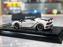 Load image into Gallery viewer, YM 1:64 White Aventador S LP740-4 Sports Model Diecast Resin Car New Collection
