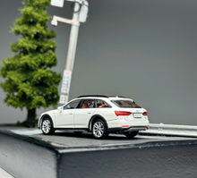 Load image into Gallery viewer, Masdi 1:64 White A6 Allroad Wagon Sports Model Diecast Metal Car New Collection
