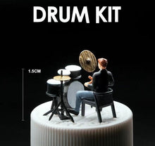 Load image into Gallery viewer, 1:64 Painted Figure Mini Model Miniature Resin Diorama Sand Drum Drummer Set Man
