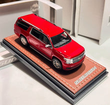 Load image into Gallery viewer, GOC 1:64 HEC Red 2015 Suburban Full Sized SUV Model Diecast Metal Car New Collection
