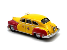 Load image into Gallery viewer, 1:87 Yellow Desoto San Francisco Taxi Classic Model Diecast Metal Car New Collection
