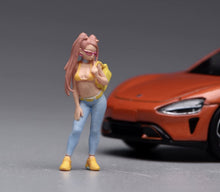 Load image into Gallery viewer, 1:64 Painted Figure Model Miniature Resin Sand Diorama Pretty Girl Trendy Look
