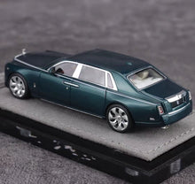 Load image into Gallery viewer, HH 1:64 Green Phantom 8 Extended Wheelbase Sports Model Diecast Resin Car New Collection
