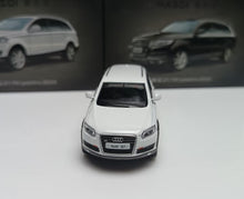 Load image into Gallery viewer, Masdi 1:64 White 2008 Q7 FSI Full Size SUV Sport Model Diecast Metal Car BN
