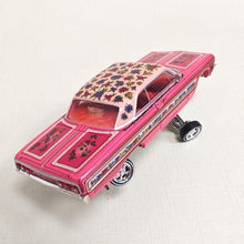 Load image into Gallery viewer, 97m 1:64 Pink Rose 1964 Impala Low Rider Sports Model Diecast Metal Car New Collection
