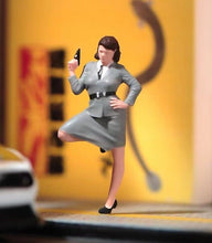 Load image into Gallery viewer, 1:64 Painted Figure Model Miniature Resin Diorama Sand Lady Female Agent Beauty Collection
