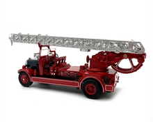 Load image into Gallery viewer, 1:76 Red TLM Leyland Fire Engine Truck Classic Model Diecast Metal Car New Collection
