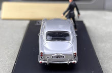 Load image into Gallery viewer, DCM 1:64 Silver 1964 DB5 Classic Vintage Figure Model Diecast Metal Car New
