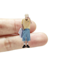 Load image into Gallery viewer, 1:64 Painted Figure Mini Model Miniature Resin Diorama Man Boy Casual Trendy Cap
