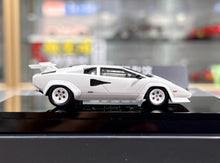 Load image into Gallery viewer, Deepmaker 1:64 White Countach LP5000s Sports Model Diecast Resin Car New Collection
