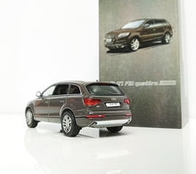 Load image into Gallery viewer, Masdi 1:64 2008 Brown Q7 FSI Quattro SUV Sports Model Diecast Metal Car New Collection
