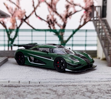 Load image into Gallery viewer, HKM 1:64 Green Agera One 1 Super Racing Sports Model Diecast Metal Car
