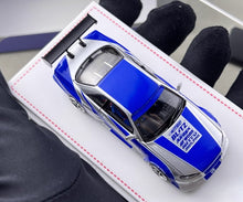 Load image into Gallery viewer, FH 1:64 NFS Silver Skyline GTR R34 C West Sports Model Diecast Metal Car New Collection

