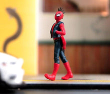 Load image into Gallery viewer, 1:64 Painted Figure Model Miniature Resin Diorama Sand Punk Lady Walking Girl Collection
