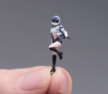 Load image into Gallery viewer, 1:64 Painted Figure Model Miniature Resin Diorama Sand Racer Man Woman Racing
