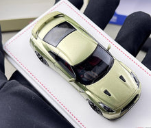 Load image into Gallery viewer, FH 1:64 Green JDM Skyline GTR R35 Racing Sports Model Diecast Metal Car New Collection
