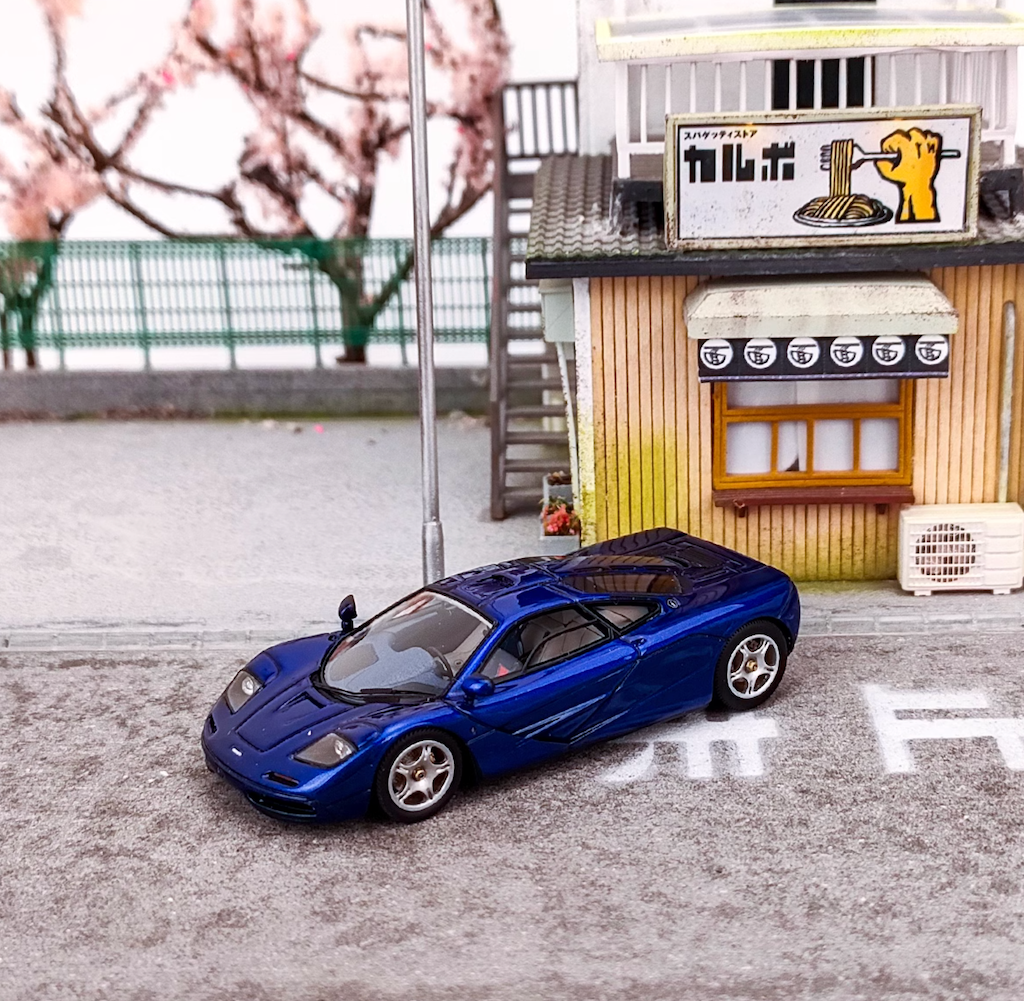 Scalemini 1:64 Blue One 1 Super Racing – Koenigsegg In Resina Blu