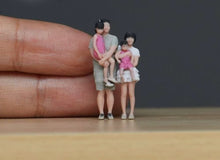 Load image into Gallery viewer, 1:64 Painted Figure Model Miniature Resin Diorama Sand Family Four Dad Mom Kids
