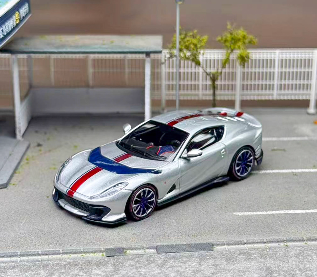 TOC 1:64 Silver Red Stripe 812C Coupe Sports Model Diecast Metal Car New Collection