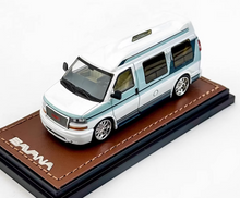Load image into Gallery viewer, GOC 1:64 White Green GMC Savana Cutaway Van MPV Model Diecast Metal Car New Collection
