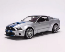 Load image into Gallery viewer, Maisto 1:24 Silver 2014 Mustang Street Racer Sport Model Diecast Metal Car New Collection
