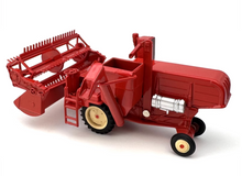 Load image into Gallery viewer, 1:76 Red Farmer Harvester Classic Vintage Model Diecast Metal Car New Collection
