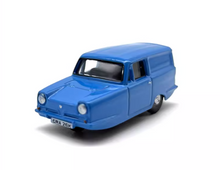 Load image into Gallery viewer, 1:76 Blue Tricycle Truck Bean Classic Vintage Model Diecast Metal Car New Collection
