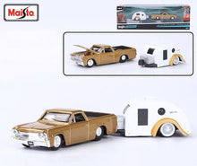Load image into Gallery viewer, Maisto 1:64 1967 El Camino Pickup Traveler Trailer Tow &amp; Go Model Metal Car
