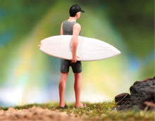 Load image into Gallery viewer, 1:64 Painted Figure Model Miniature Resin Diorama Toy Sand Surfboard Boy Surfing
