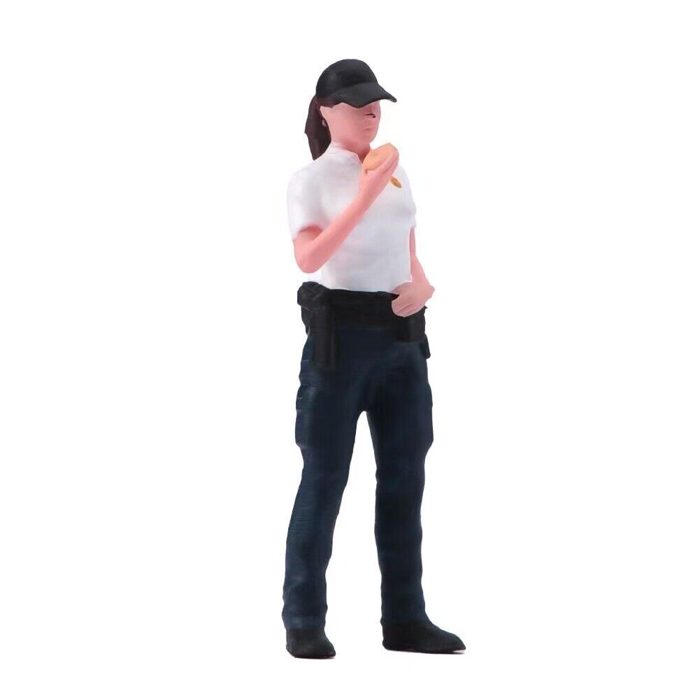 1:64 Painted Figure Model Miniature Resin Diorama Sand Woman Police Officer Lady