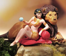 Load image into Gallery viewer, 1:64 Painted Figure Model Miniature Resin Diorama Sand Toy Cleopatra Egypt Queen New
