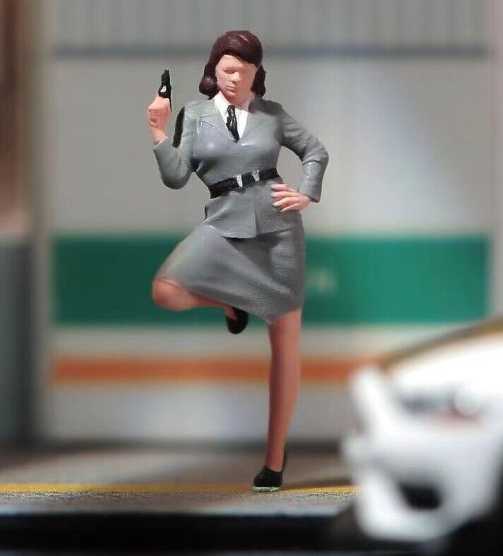 1:64 Painted Figure Model Miniature Resin Diorama Sand Lady Female Agent Beauty Collection