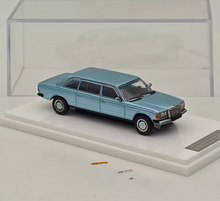 Load image into Gallery viewer, GOC 1:64 Blue 1976 230e v123 Luxury Classic Model Diecast Metal Car New Collection
