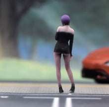 Load image into Gallery viewer, 1:64 Painted Figure Model Miniature Resin Sand Diorama Purple Hair Dress Lady
