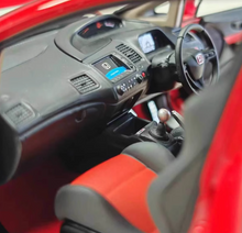 Load image into Gallery viewer, WELL 1:18 Red JDM Civic Type R FD2 Sports Diecast Model Metal Car New

