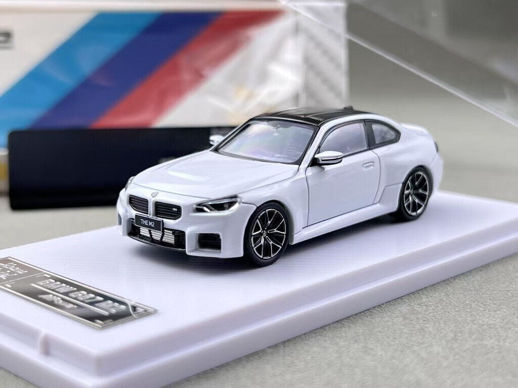 Howie 1:64 White M2 G87 Coupe Sports Power Model Diecast Metal Car New Collection