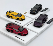 Load image into Gallery viewer, TARDIS 1:64 Aventador SVJ63 Super Racing Sports Model Diecast Resin Car New Collection
