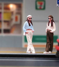 Load image into Gallery viewer, 1:64 Painted Figure Model Miniature Resin Diorama Sand Beret Hat Girl Lady Chill
