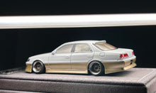 Load image into Gallery viewer, Mortal 1:64 White JDM CRESTA JZX100 Sedan Sports Model Diecast Metal Car New Collection
