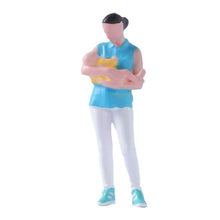 Load image into Gallery viewer, 1:64 Painted Figure Model Miniature Resin Diorama Sand Mummy With Infant Baby
