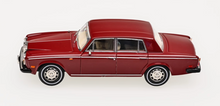 Load image into Gallery viewer, GFCC 1:64 Red 1979 Silver Shadow II Luxury Classic Model Diecast Metal Car
