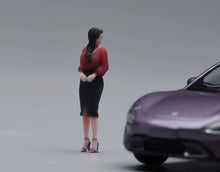 Load image into Gallery viewer, 1:64 Painted Figure Model Miniature Resin Diorama Toy Sand Elegant Beauty Lady
